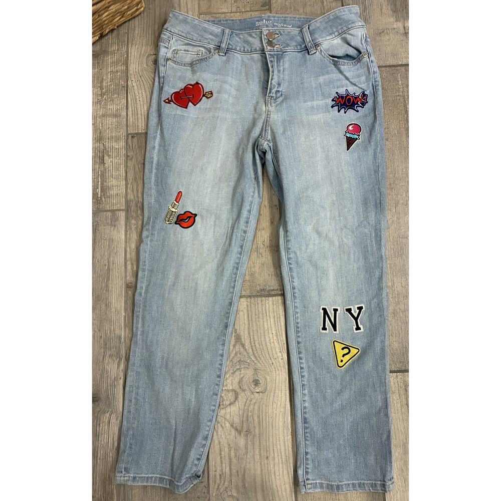 NY&Co Soho Boyfriend Jeans Size 10 Light Wash Patches Graphic Pop Art Denim - Picture 2 of 10